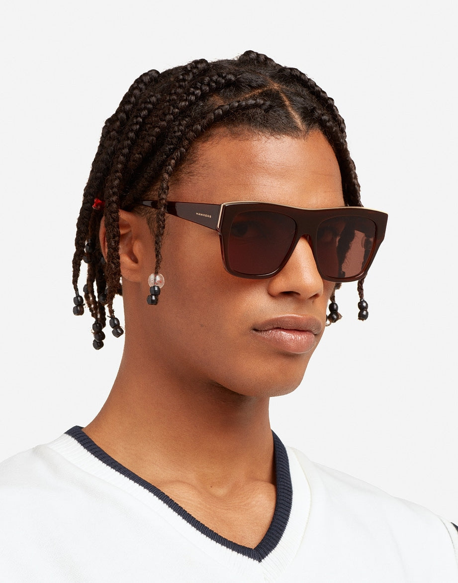 PAULA X HAWKERS - DOUMU BROWN Hawkers