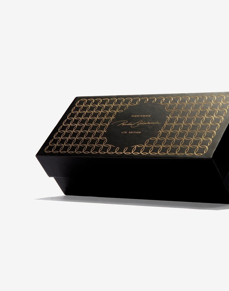 PAULA ECHEVARRÍA X HAWKERS - ELECTRIC BLUE LAUPER HAWKERS