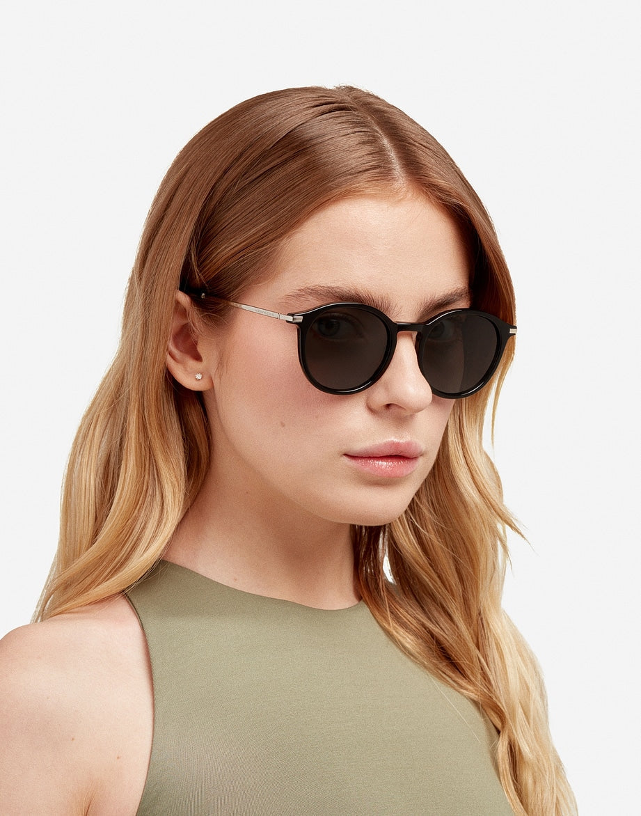 PIERRE GASLY X HAWKERS - POLARIZED BEL AIR CROSSWALK HAWKERS