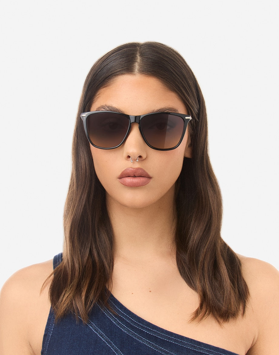 ONE CROSSWALK - BLACK MOSS Nwadri