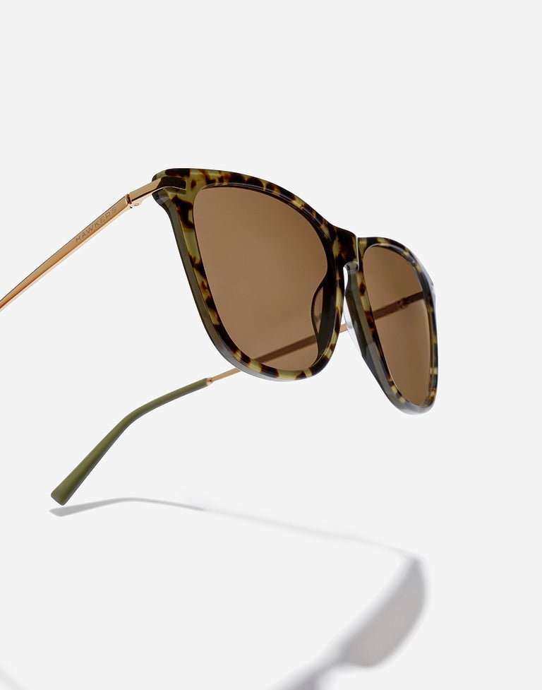 Hawkers- ONE CROSSWALK Hawkers