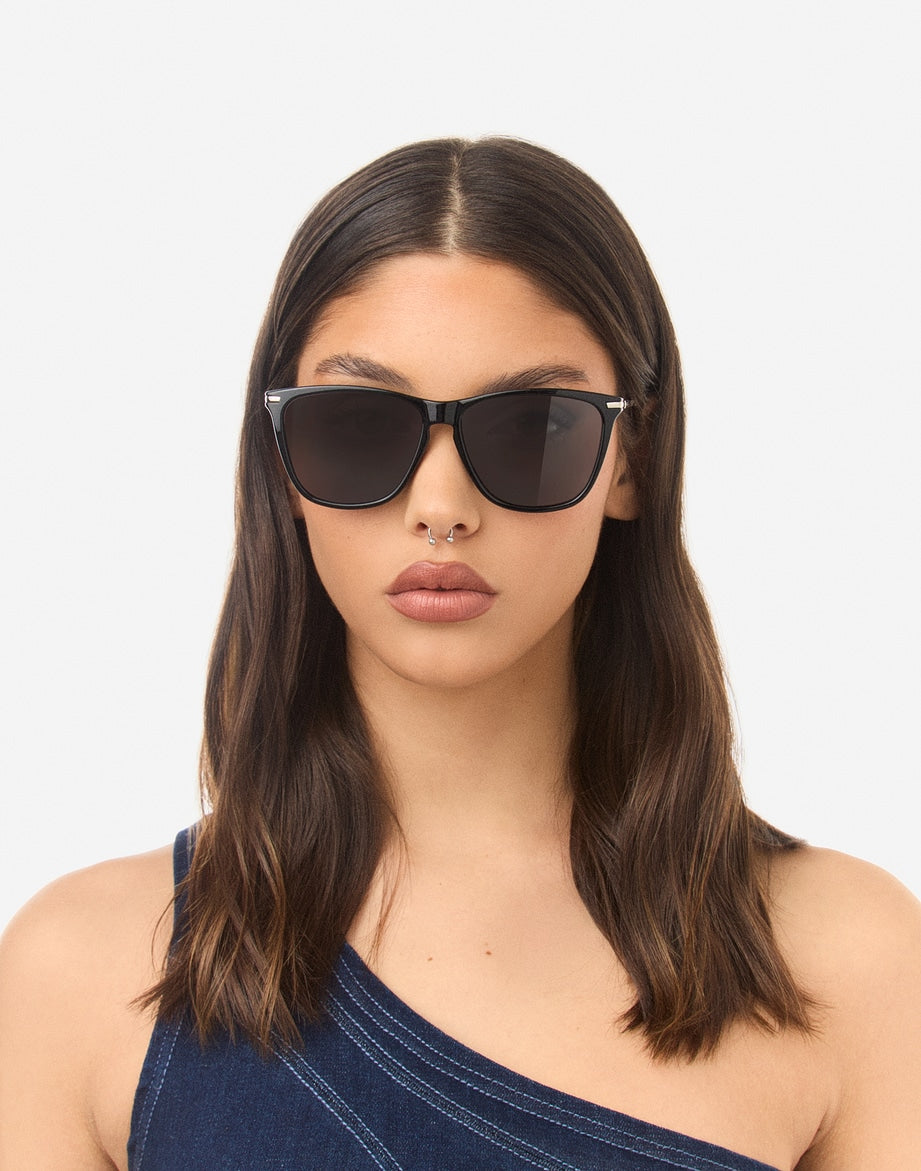 ONE CROSSWALK - BLACK MOSS Nwadri